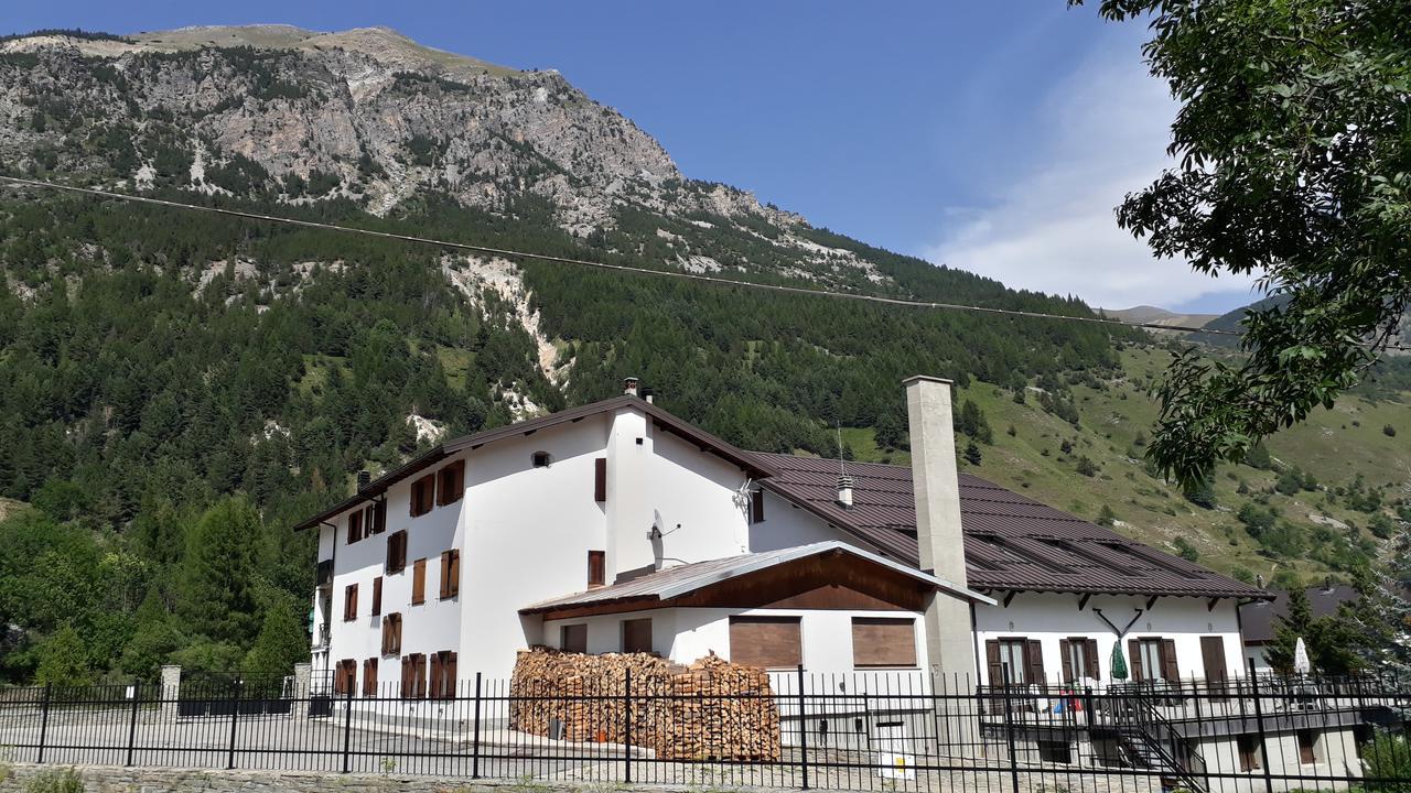 Hotel Roburent Argentera Exteriér fotografie