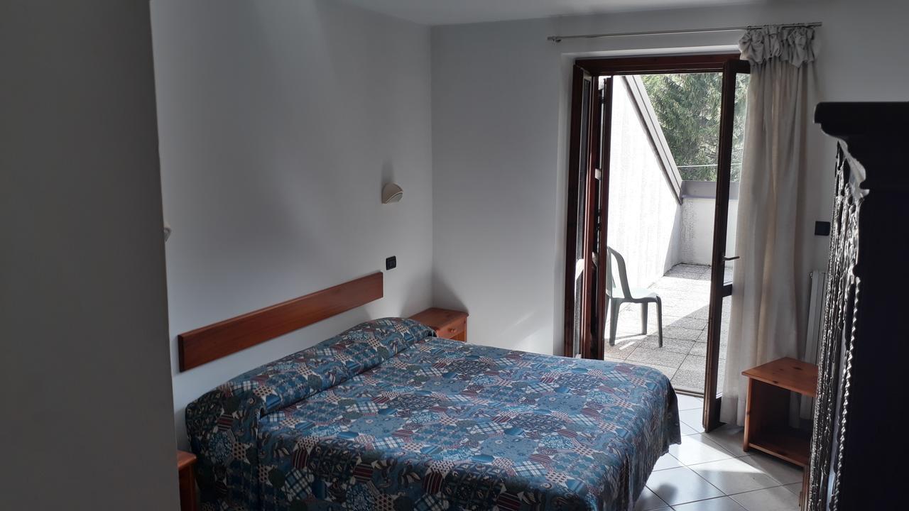 Hotel Roburent Argentera Exteriér fotografie